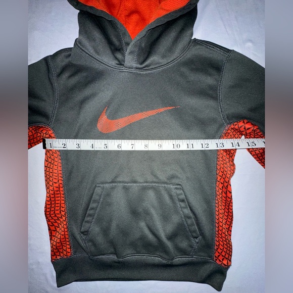 Nike Kids Boys Therma Fit Pullover Hoodie Big Logo Grey Orange Size 6 - Picture 3 of 8
